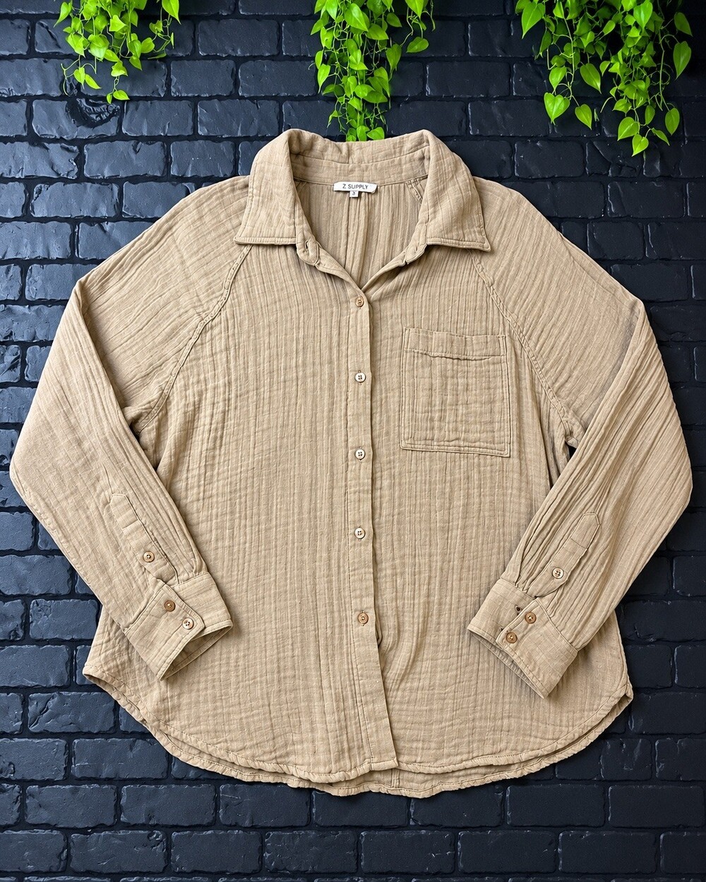 Z Supply Beige Gauze Button-Down Shirt – Size L